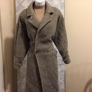 Cropped sleeve wool trench coat